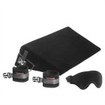Liberator Black Label Wedge with cuffs - Erotická podložka pre milovanie s putami Čierna